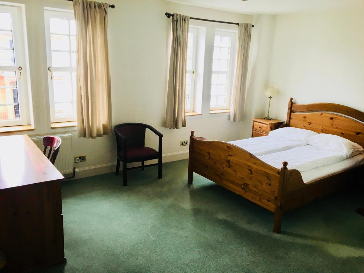 Thornhill Inn Экстерьер фото